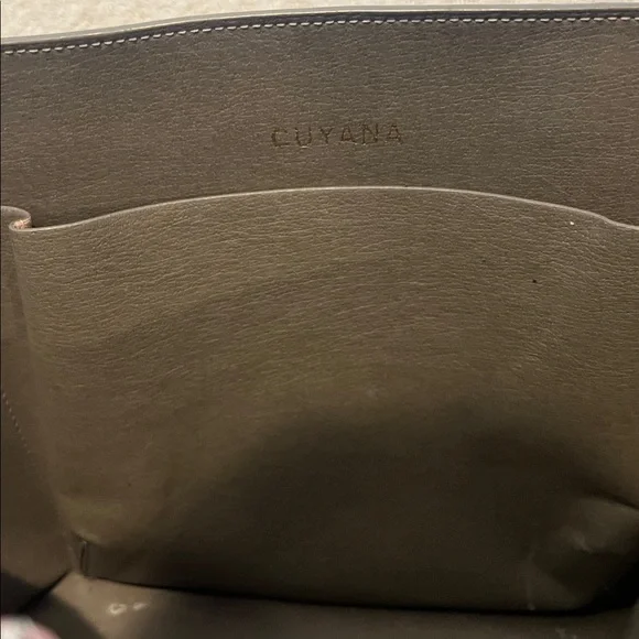 Cuyana tote organizer - Picture 4 of 6